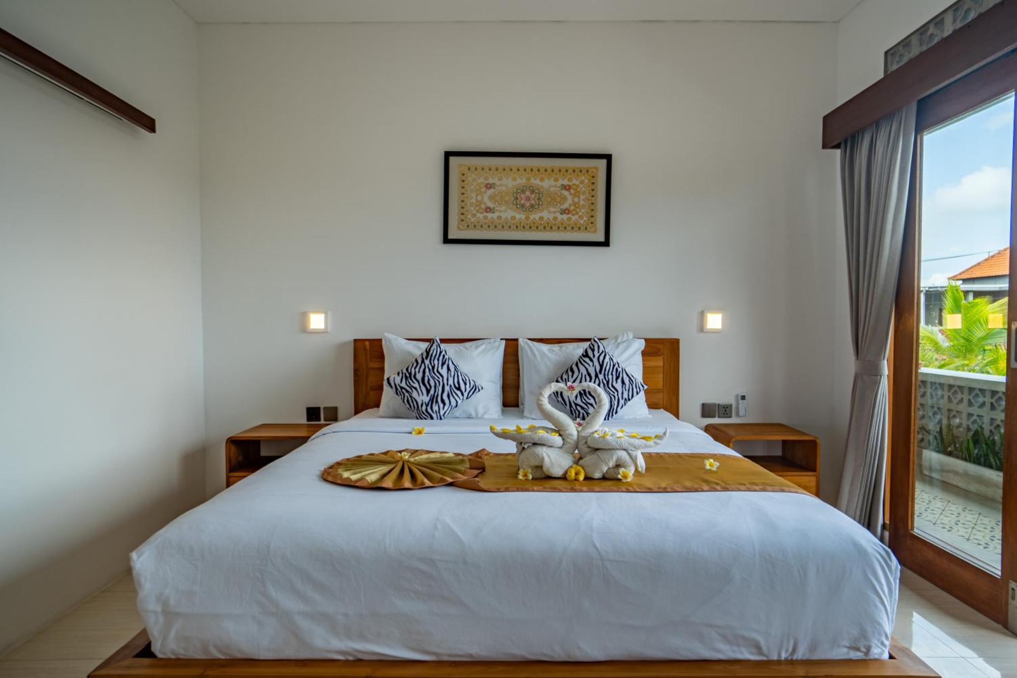 The Breeze Stay And Surf Canggu  Exterior photo